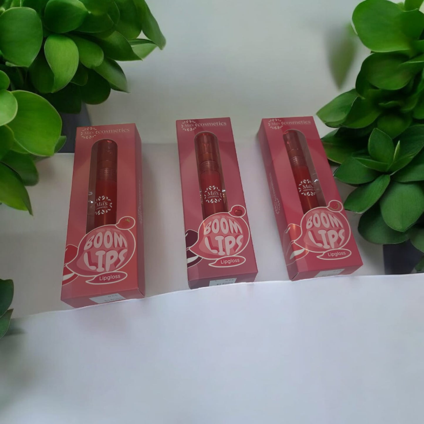 Lip Gloss Boom Lips || MiIs Cosmetics